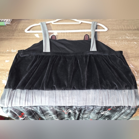 Disney Christmas Mickey Mouse Velour Jumpsuit PJ Pajama Overalls Junior's XL - Picture 6 of 10